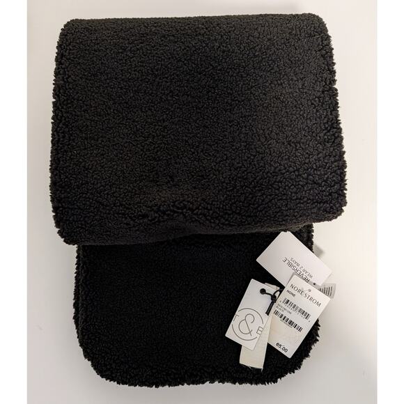 Treasure & Bond Black Sherpa Fleece Two-Way Scarf Wrap - Picture 4 of 9